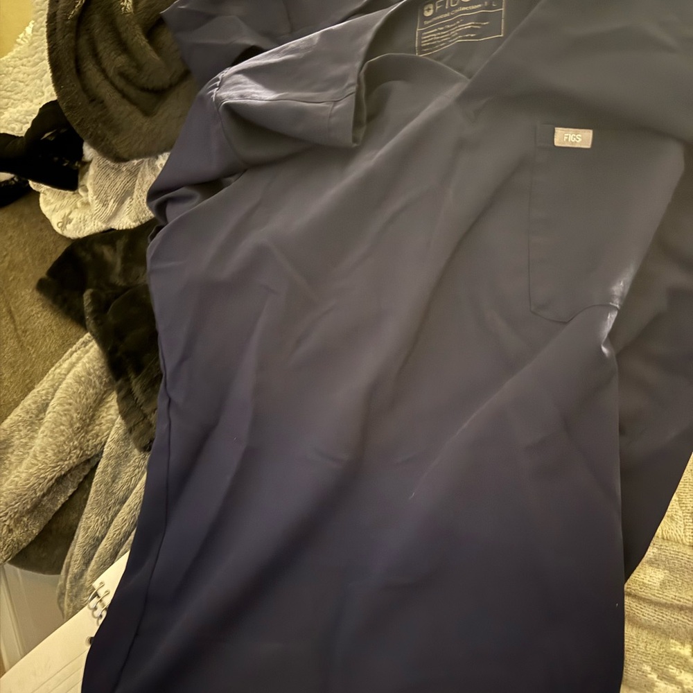 Figs Technical Collection Navy Catarina One-Pocket Scrub Topped